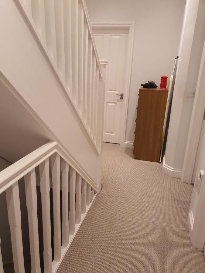 Daniari Guest Rooms Erith Esterno foto